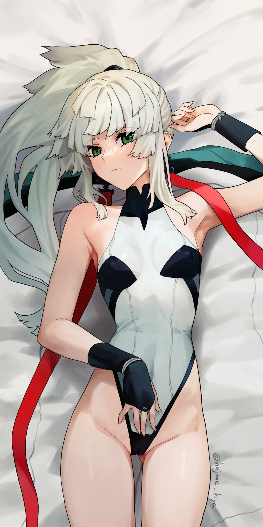 1girl, absurdres, adapted_costume, bare_shoulders, black_leotard, breasts, bridal_gauntlets, covered_navel, detached_sleeves, earrings, fate/grand_order, fate/samurai_remnant, fate_(series), green_eyes, hair_ribbon, highleg, highleg_leotard, highres, jewelry, kiya_hajime, leotard, long_hair, looking_at_viewer, multicolored_leotard, ponytail, ribbon, sidelocks, small_breasts, solo, thighs, two-tone_leotard, white_hair, white_leotard, yui_shousetsu_(fate), yui_shousetsu_(first_ascension)_(fate)