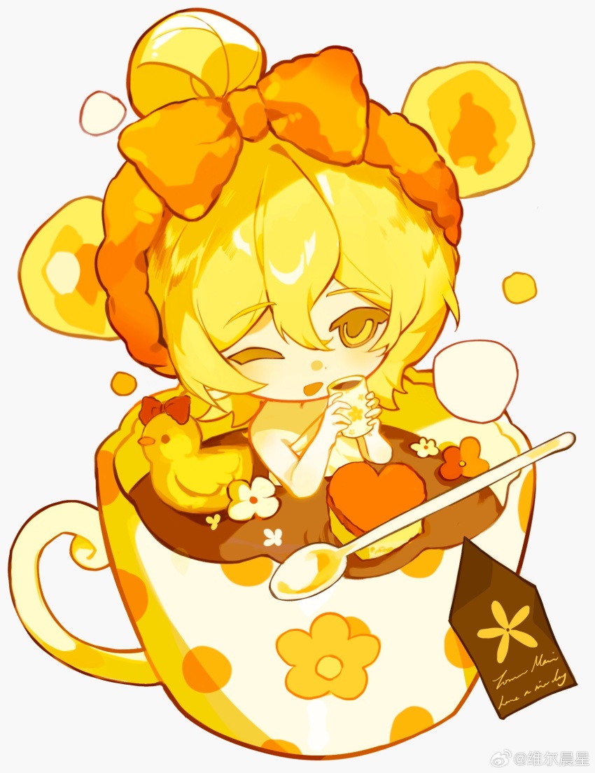 1girl, alternate_hairstyle, bare_arms, bathing, blonde_hair, bow, bubble, chibi, chinese_commentary, commentary_request, cookie, cup, drink, flower, food, grey_background, hair_bow, hair_bun, headband, heart, heart-shaped_cookie, heart-shaped_food, highres, holding, holding_drink, in_container, in_cup, looking_ahead, mahou_shoujo_madoka_magica, mahou_shoujo_madoka_magica_(anime), naked_towel, one_eye_closed, orange_bow, orange_headband, partially_submerged, polka_dot, red_flower, rubber_duck, sandwich_cookie, short_hair, simple_background, single_hair_bun, solo, tea, teabag, teacup, teaspoon, tomoe_mami, towel, watermark, wei_er_chenxing, weibo_watermark, white_flower, yellow_eyes, yunomi