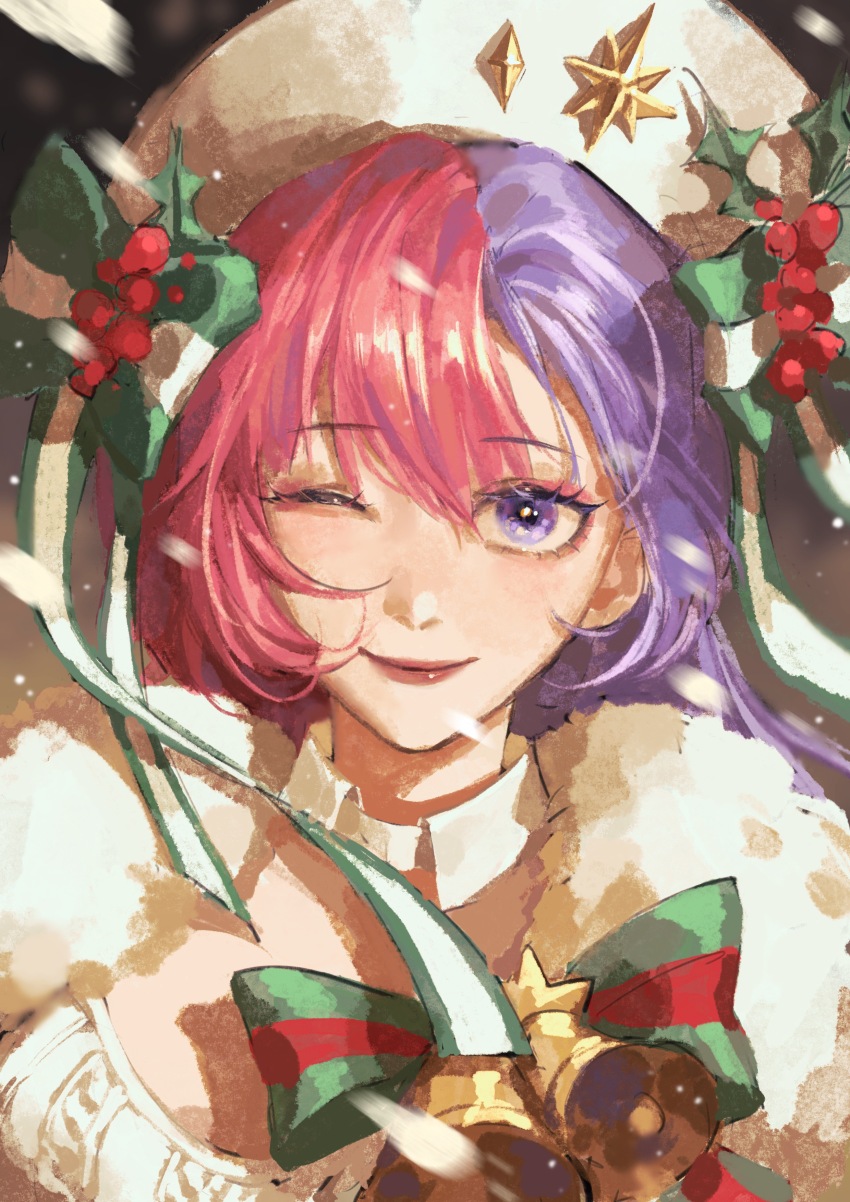 1girl, absurdres, aegyo_sal, bell, bow, ccccl., chinese_commentary, christmas_ornaments, collared_cape, commentary, eyeliner, eyeshadow, frilled_cape, green_bow, hair_between_eyes, hair_bow, hat, hat_ornament, highres, light_blush, long_hair, looking_at_viewer, luvia_ray_(glittering_stars)_(path_to_nowhere), luvia_ray_(path_to_nowhere), makeup, mistletoe, multicolored_hair, official_alternate_costume, one_eye_closed, path_to_nowhere, pink_eyeshadow, pink_hair, portrait, purple_eyeliner, purple_eyes, purple_hair, red_lips, smile, snow, solo, split-color_hair, star_(symbol), star_hat_ornament, straight-on, striped_bow, two-tone_hair, white_hat