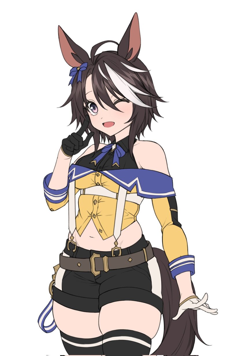 1girl, ahoge, animal_ears, asymmetrical_gloves, bare_shoulders, belt, black_gloves, black_shorts, black_tank_top, black_thighhighs, blue_bow, blue_bowtie, bow, bowtie, brown_belt, brown_hair, commentary, cowboy_shot, ear_bow, fukuro_(maruaru00), genderswap, genderswap_(mtf), gloves, hair_between_eyes, highres, horse_ears, horse_girl, isla_bonita_(racehorse), long_sleeves, midriff, mismatched_gloves, multicolored_hair, navel, off-shoulder_jacket, off_shoulder, one_eye_closed, original, personification, purple_eyes, short_hair, short_shorts, shorts, simple_background, skindentation, solo, streaked_hair, suspenders, tank_top, thighhighs, two-tone_hair, umamusume, white_background, white_gloves, white_hair