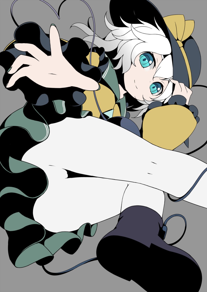 1girl, aqua_eyes, ass, bad_id, bad_pixiv_id, dise_(psychoro), female_focus, flat_color