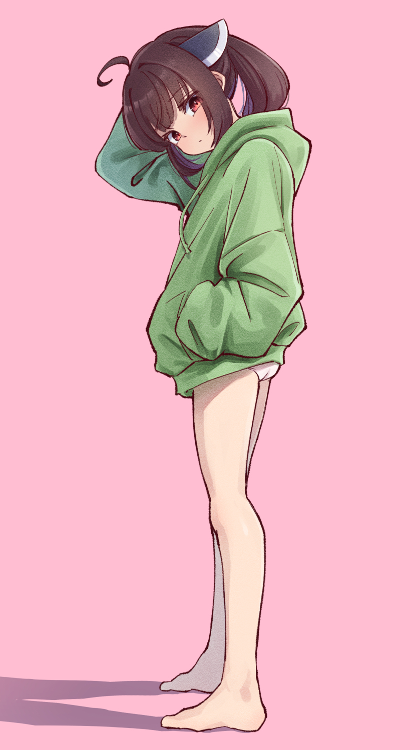 1girl, ahoge, ass, barefoot, brown_eyes, brown_hair, casual, closed_mouth