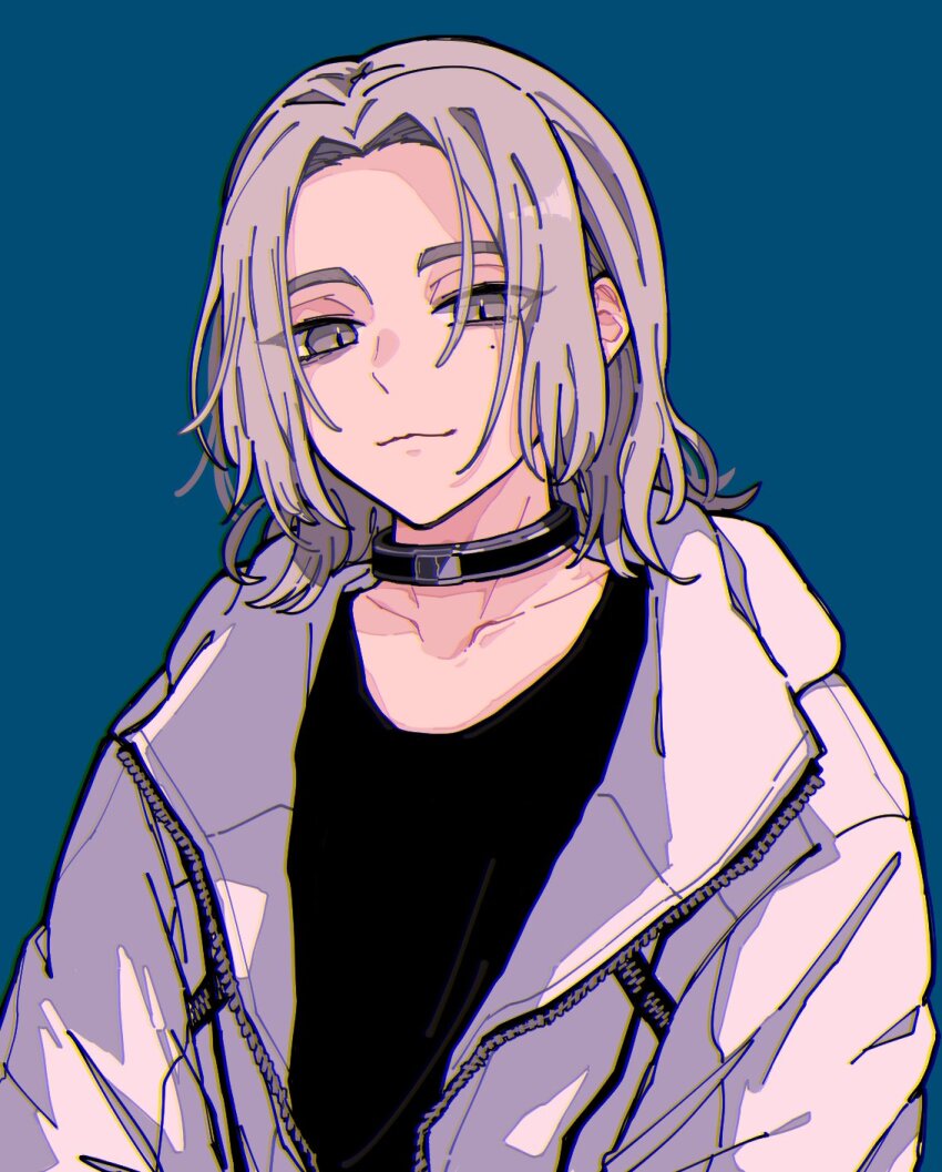 1boy, :3, black_collar, black_shirt, blue_background, chishiya_shuntarou, closed_mouth, collar