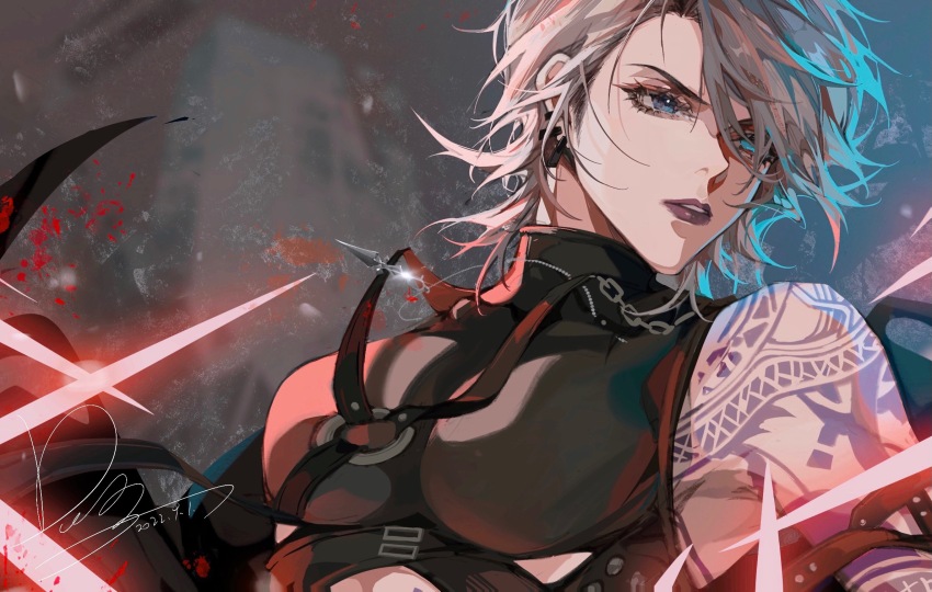 1girl, bare_shoulders, black_shirt, blue_eyes, breasts, chain, chain_necklace, chinese_commentary