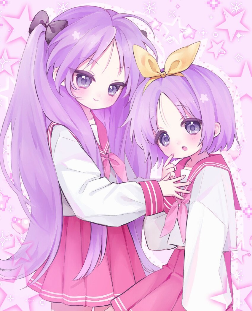 2girls, blush, highres, hiiragi_kagami, hiiragi_tsukasa, long_hair, looking_at_another, looking_at_viewer