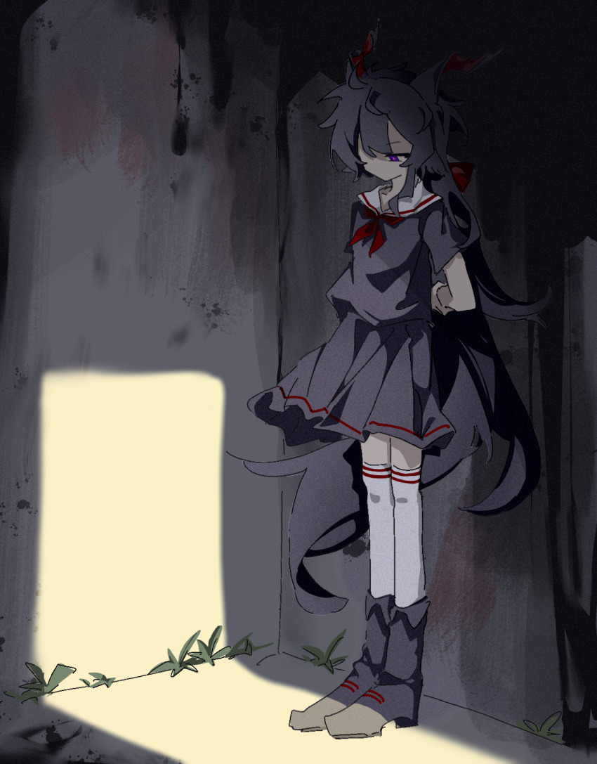 1boy, arknights, black_boots, black_serafuku, black_shirt, black_skirt, boots, chinese_commentary, commentary_request, crossdressing, crossdressing_(mtf), ebenholz_(arknights), film_grain, highres, horns, jiekuijiangshadaonijiamenkou, long_hair, male_focus, neckerchief, no_mouth, no_nose, pleated_skirt, purple_eyes, red_neckerchief, sailor_collar, sailor_shirt, school_uniform, serafuku, shirt, skirt, socks, solo, thighhighs, trap, white_sailor_collar, white_socks