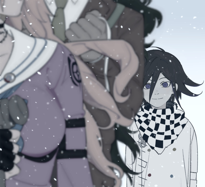 1girl, 2boys, arm_belt, barbed_wire, belt, black_belt, black_choker, black_gloves, black_hair, black_scarf, blonde_hair, blue_bow, blue_bowtie, bow, bowtie, breasts, brown_jacket, brown_sleeves, brown_suit, buttons, chain, checkered_clothes, checkered_scarf, chest_belt, choker, closed_mouth, cloud, cloudy_sky, collarbone, collared_jacket, collared_shirt, commentary, danganronpa_(series), dark-skinned_male, dark_skin, double-breasted, english_commentary, fingerless_gloves, formal_clothes, gloves, gokuhara_gonta, green_necktie, hair_between_eyes, hammer, height_difference, highres, holding, holding_hammer, holding_paper, iruma_miu, jacket, large_breasts, layered_sleeves, long_hair, looking_at_viewer, loose_hair_strand, lovepoints, messy_hair, multicolored_buttons, multiple_belts, multiple_boys, necktie, oma_kokichi, outdoors, pale_skin, paper, pink_shirt, purple_eyes, purple_hair, sailor_collar, sailor_shirt, scarf, shirt, short_hair, sky, smile, snowing, spoilers, strangling, suit, toilet_paper, two-tone_scarf, upper_body, very_long_hair, wavy_hair, white_belt, white_jacket, white_sailor_collar, white_scarf, white_shirt