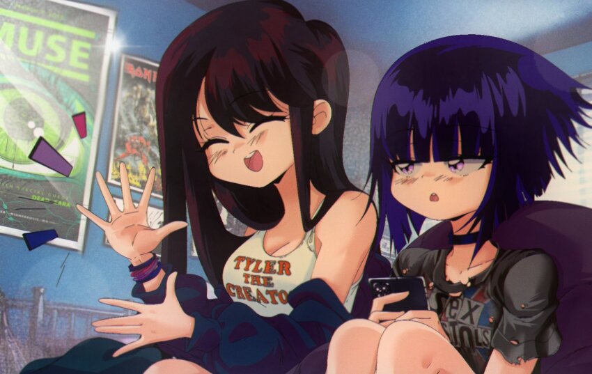 2girls, bad_id, bad_twitter_id, black_choker, black_hair, black_jacket, black_shirt, blue_eyes