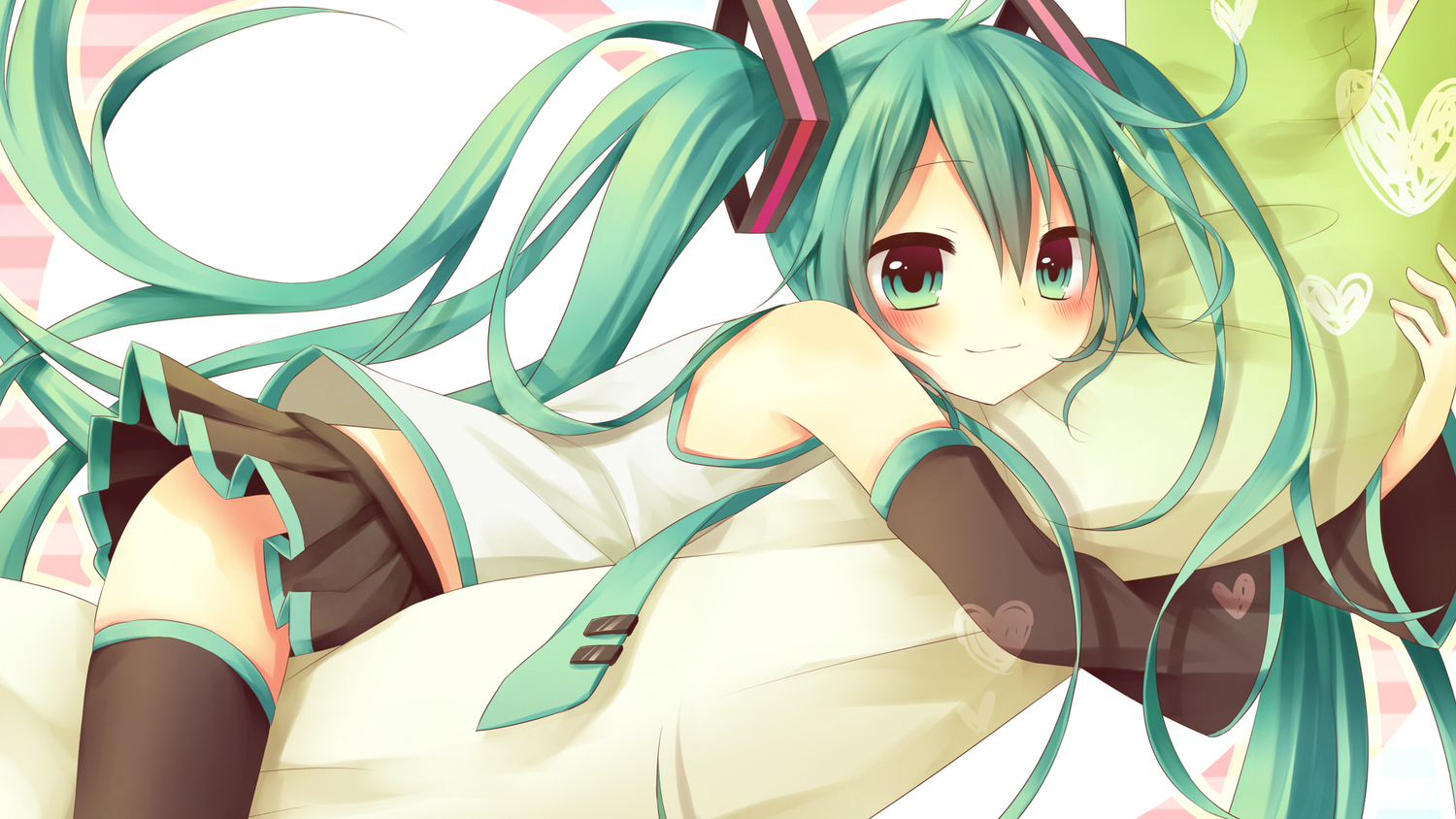 amane_kurumi, blush, green_eyes, green_hair, hatsune_miku, long_hair, thighhighs, twintails, vocaloid