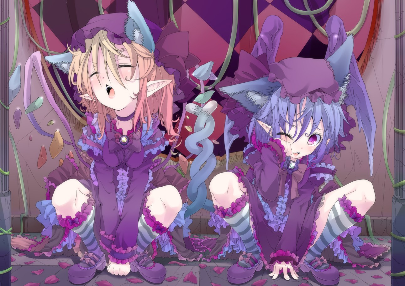 animal_ears, dress, flandre_scarlet, hat, petals, remilia_scarlet, shunsuke, touhou, vampire, wings