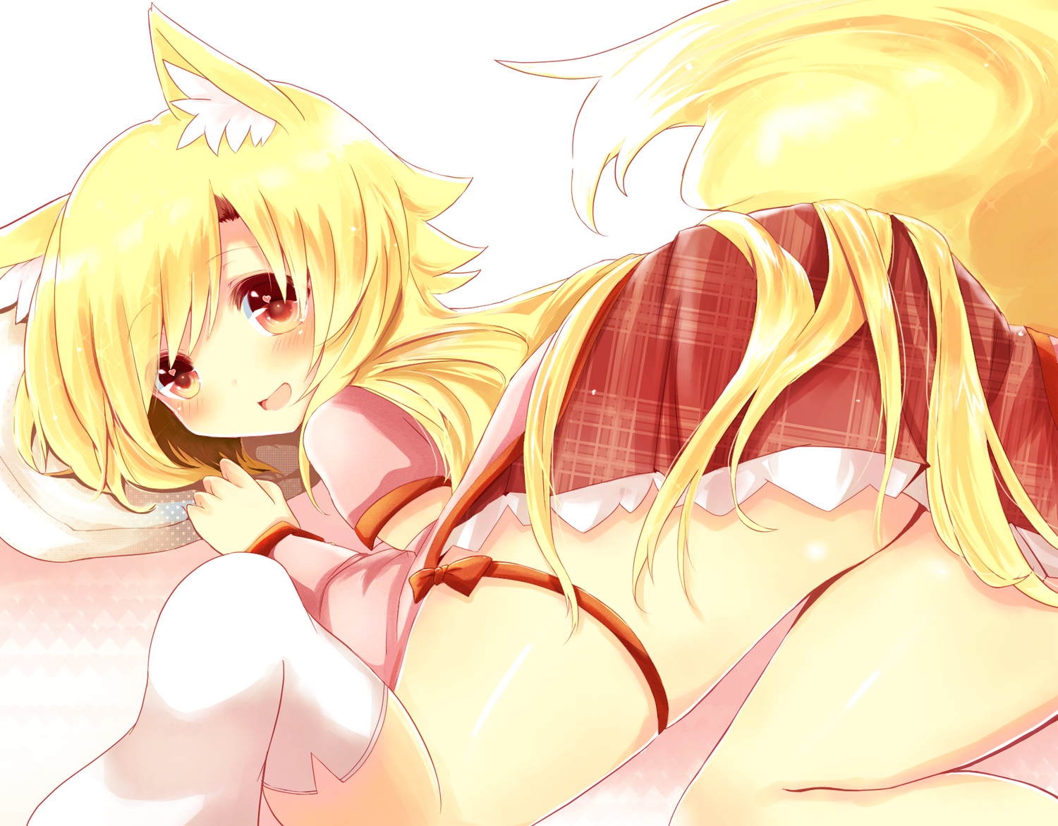akane_(naomi), animal_ears, ass, blonde_hair, blush, foxgirl, long_hair, naomi_(sekai_no_hate_no_kissaten)