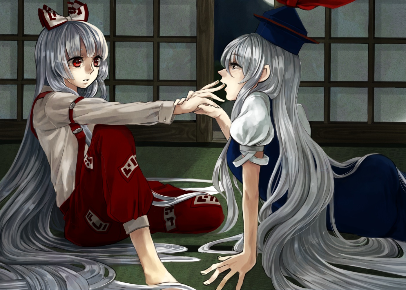 2girls, black_eyes, bow, fujiwara_no_mokou, gray_hair, hat, itirirenn, kamishirasawa_keine, long_hair, red_eyes, shoujo_ai, touhou