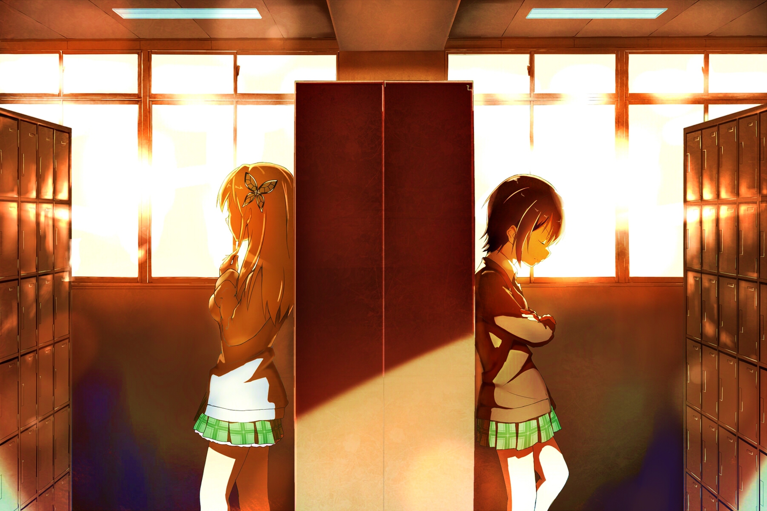 2girls, black_hair, blonde_hair, boku_wa_tomodachi_ga_sukunai, kashiwazaki_sena, long_hair, mikazuki_yozora, school_uniform, short_hair, skirt, tomitayaki