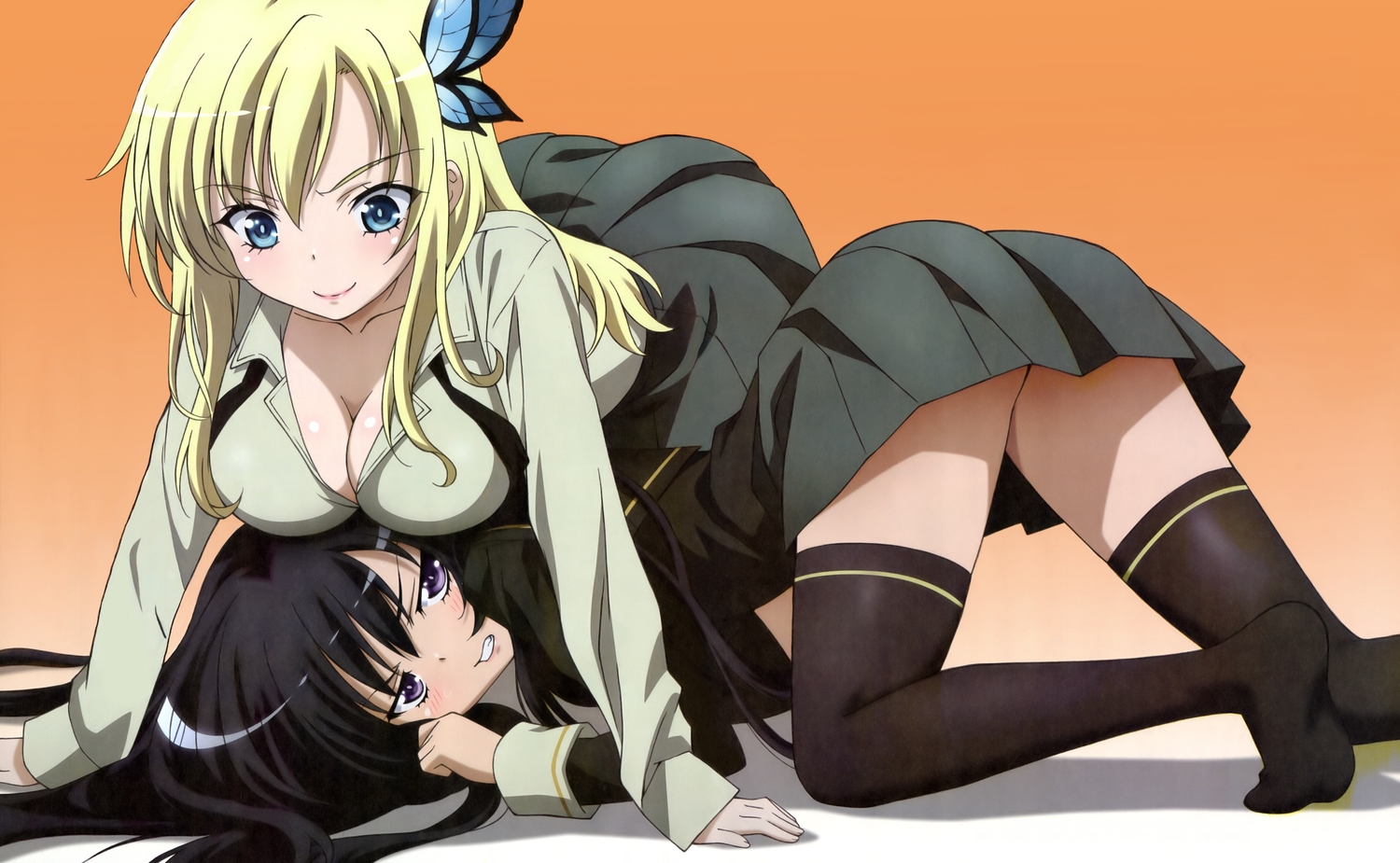 2girls, black_hair, blonde_hair, blue_eyes, boku_wa_tomodachi_ga_sukunai, breasts, cleavage, kashiwazaki_sena, mikazuki_yozora, ooshima_miwa, purple_eyes, scan, school_uniform, skirt, thighhighs