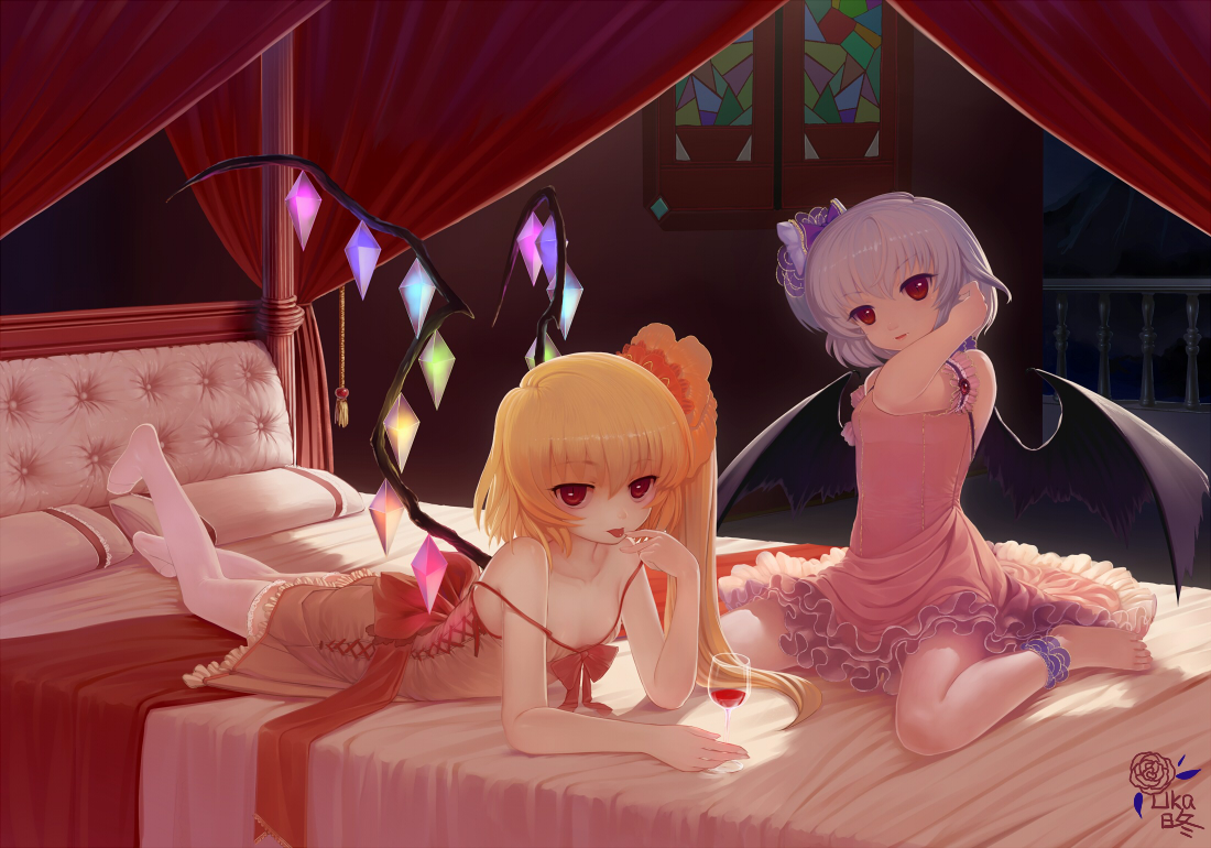 2girls, bed, blonde_hair, dress, flandre_scarlet, red_eyes, remilia_scarlet, touhou, vampire, wings, zimajiang