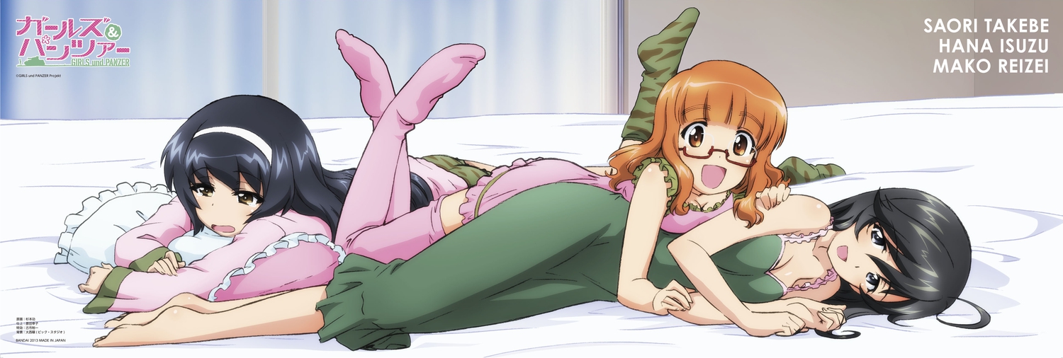bed, girls_und_panzer, glasses, isuzu_hana, pajamas, reizei_mako, sugimoto_isao, takebe_saori