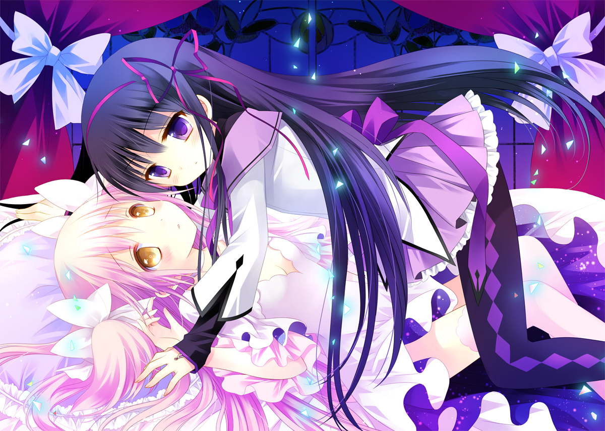2girls, akemi_homura, bed, black_hair, blush, kaname_madoka, long_hair, mahou_shoujo_madoka_magica