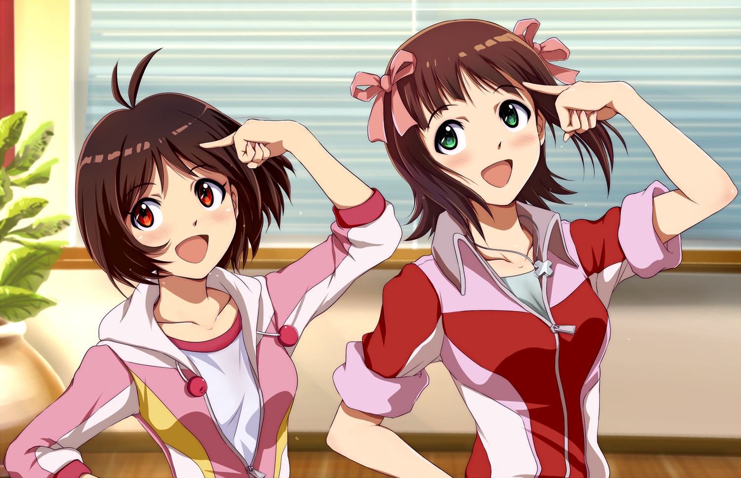 2girls, amami_haruka, blush, brown_hair, green_eyes, hidaka_ai, hina_(araburu-hinadori), idolmaster