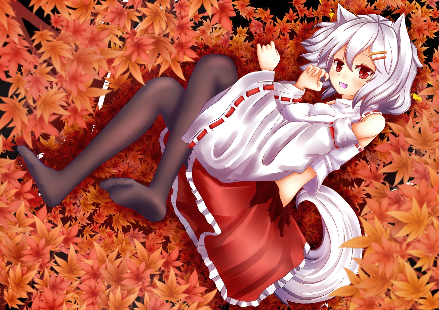 animal_ears, autumn, inubashiri_momiji, japanese_clothes, leaves, oohirakeisuke, pantyhose, red_eyes, touhou, white_hair, wolfgirl