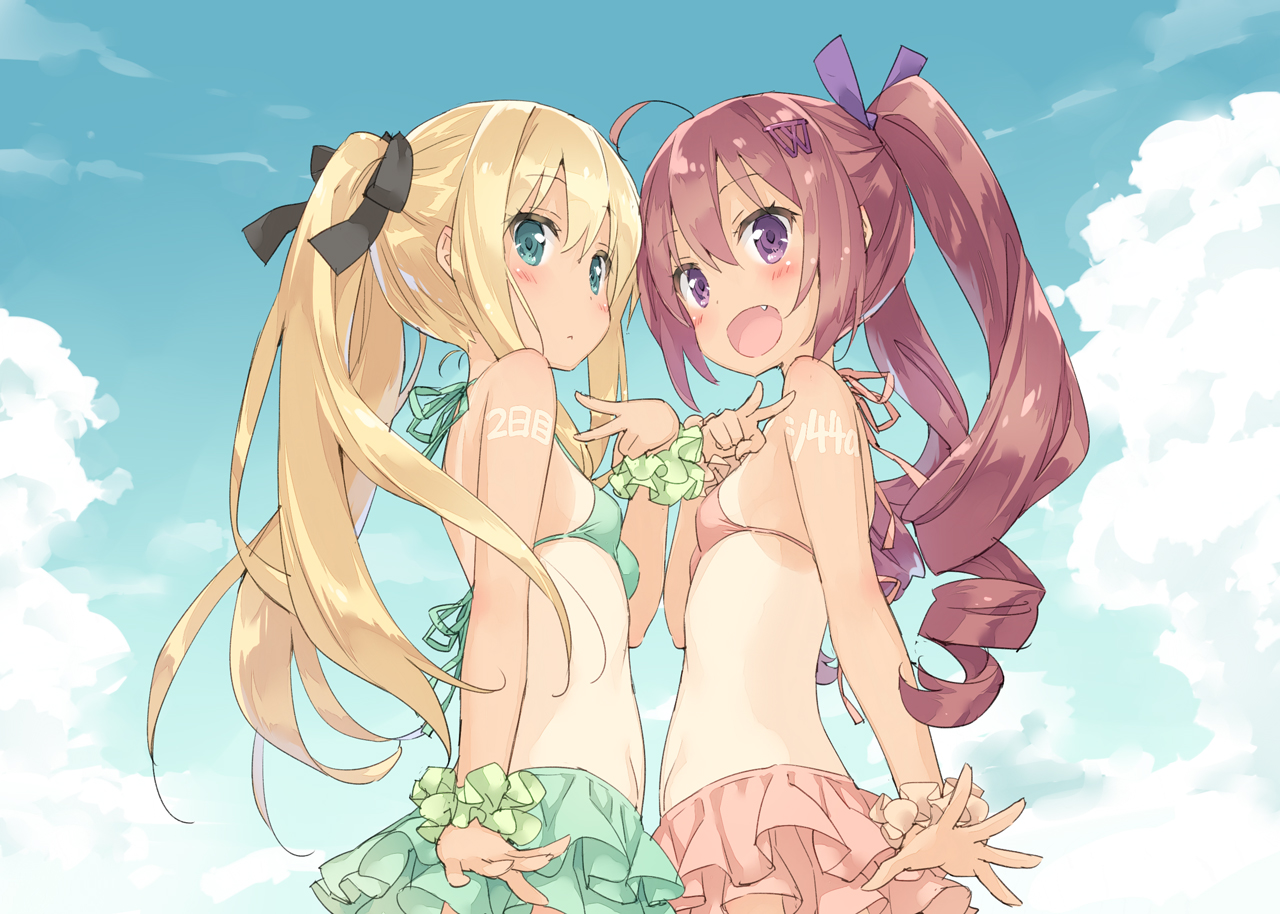 2girls, bikini, blonde_hair, blue_eyes, clouds, dark_skin, fang, flat_chest, hazuki_watora, kani_biimu, loli, long_hair, original, purple_eyes, red_hair, shimotsuki_potofu, sky, swimsuit, tan_lines, tattoo, twintails, wristwear