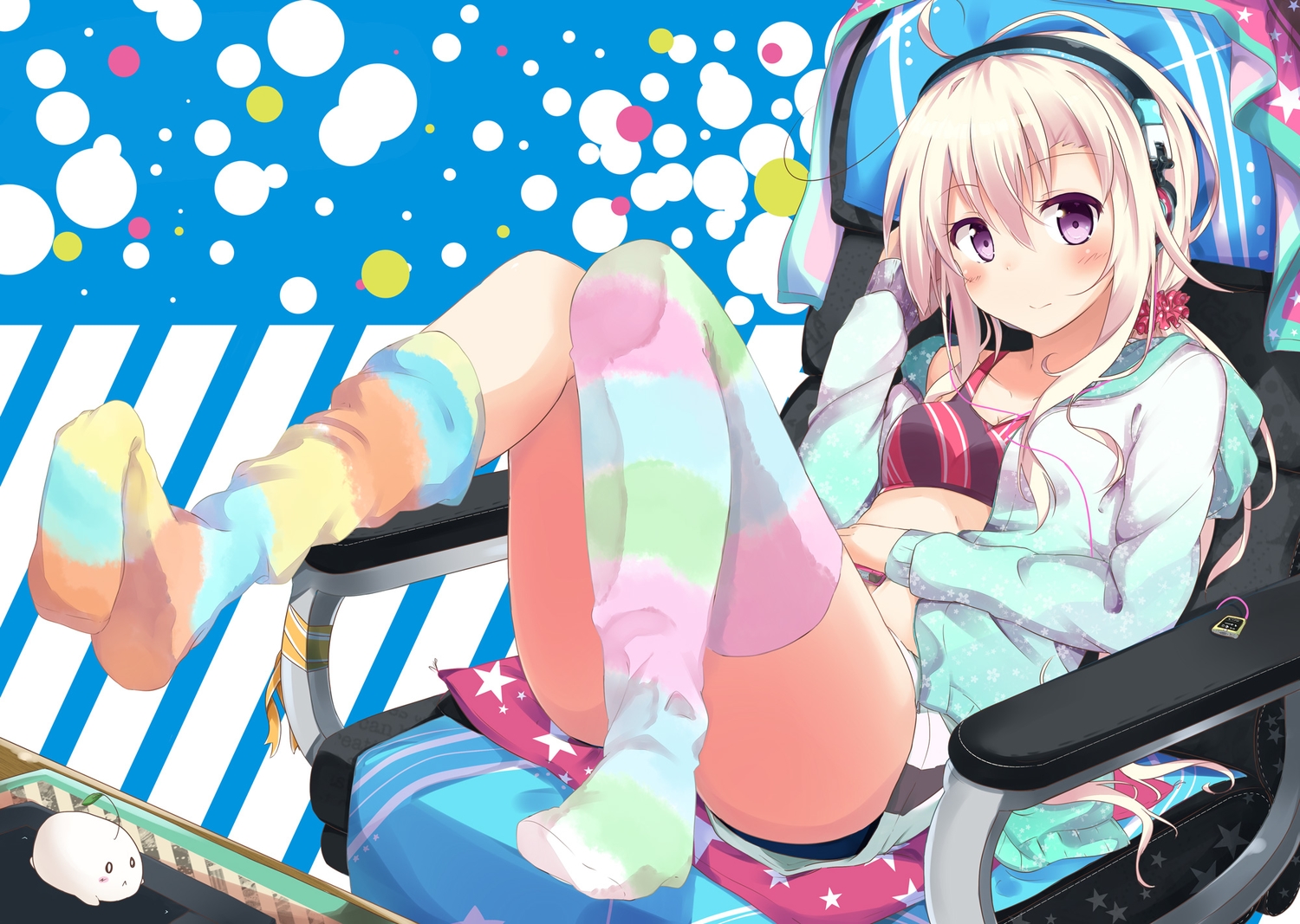 blush, breasts, cleavage, headphones, hood, mizuki-chan_(sasahara_wakaba), open_shirt, original, pink_hair, sasahara_wakaba, sports_bra, thighhighs