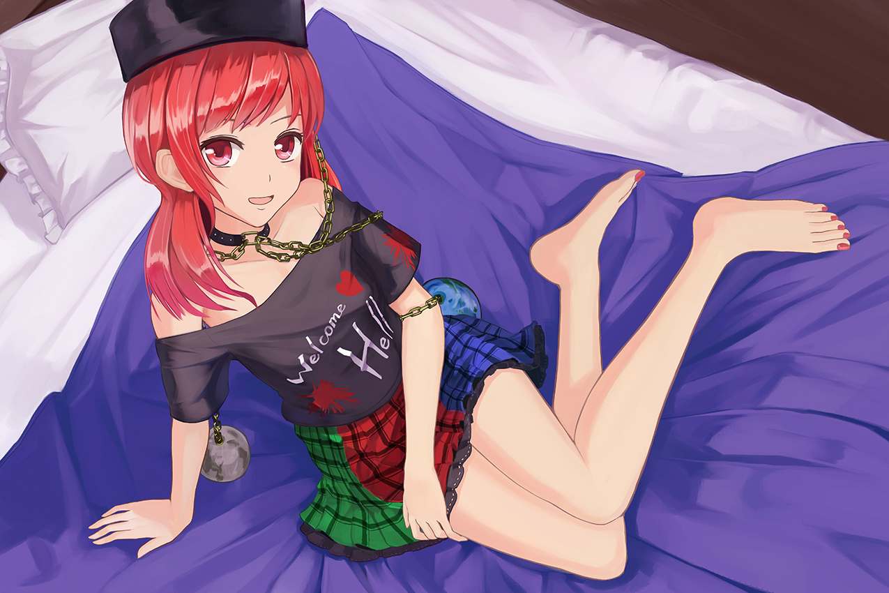 barefoot, bed, chain, collar, hat, hecatia_lapislazuli, muireko, orange_hair