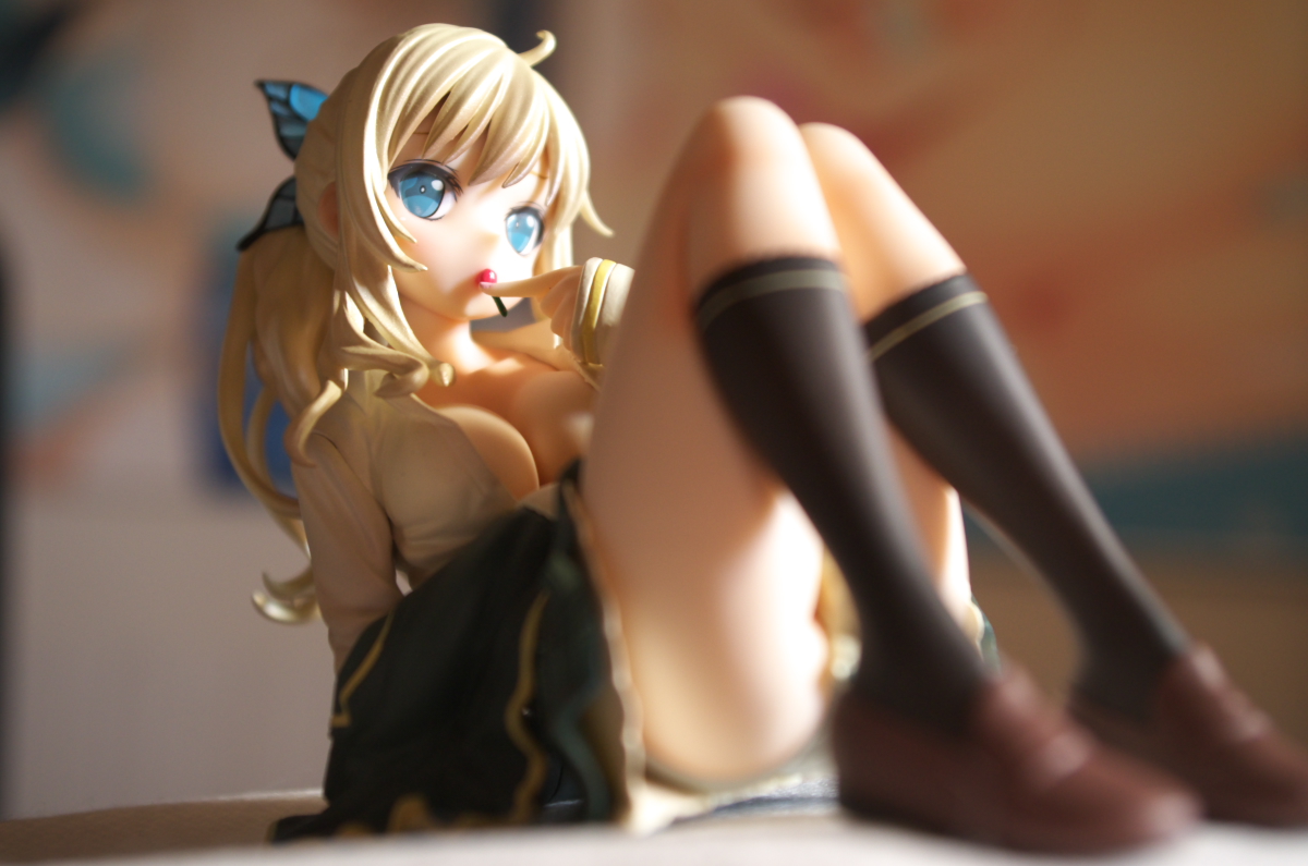 blonde_hair, blue_eyes, boku_wa_tomodachi_ga_sukunai, breasts, cherry, cleavage, figure, food