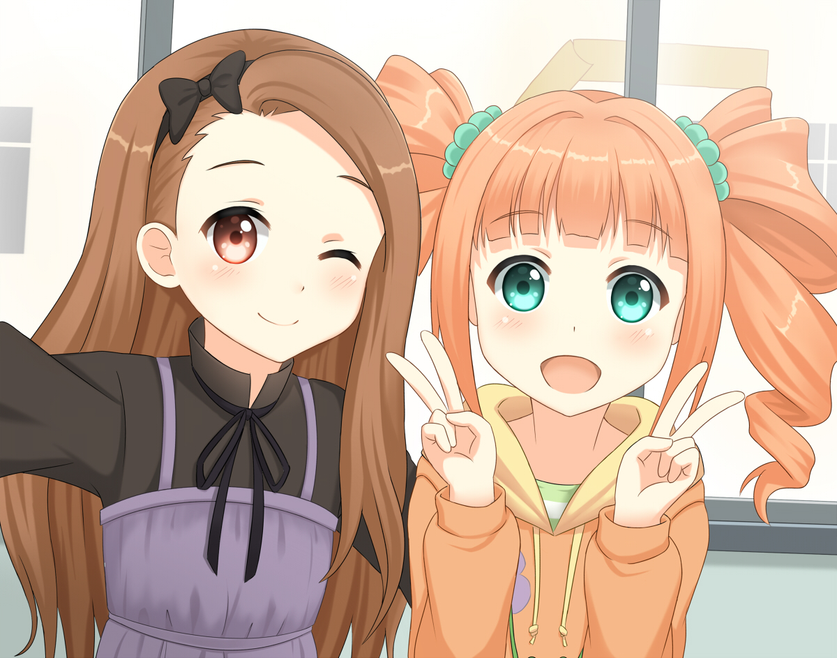 2girls, aliasing, aqua_eyes, blonde_hair, brown_eyes, brown_hair, close, dress