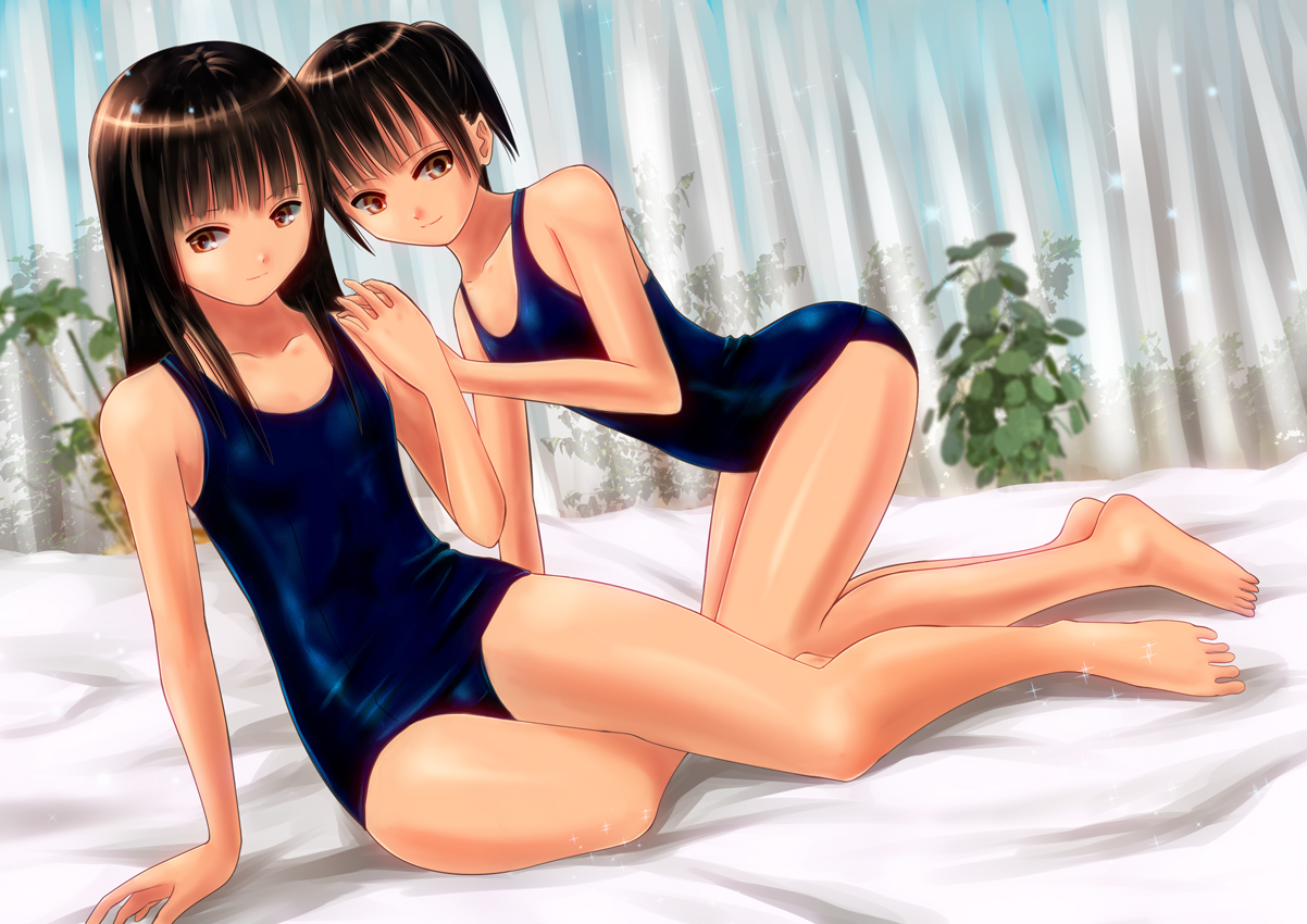 2girls, barefoot, black_hair, brown_eyes, original, school_swimsuit, swimsuit, yamaoyaji