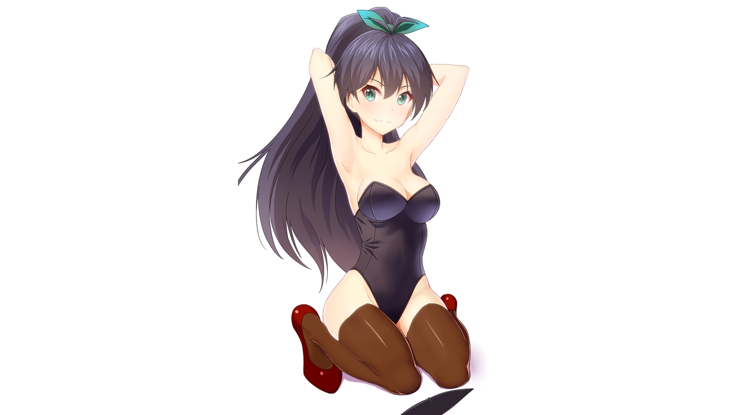 black_hair, bodysuit, breasts, cat_smile, cleavage, ganaha_hibiki, green_eyes, idolmaster, takahirokun, thighhighs, white