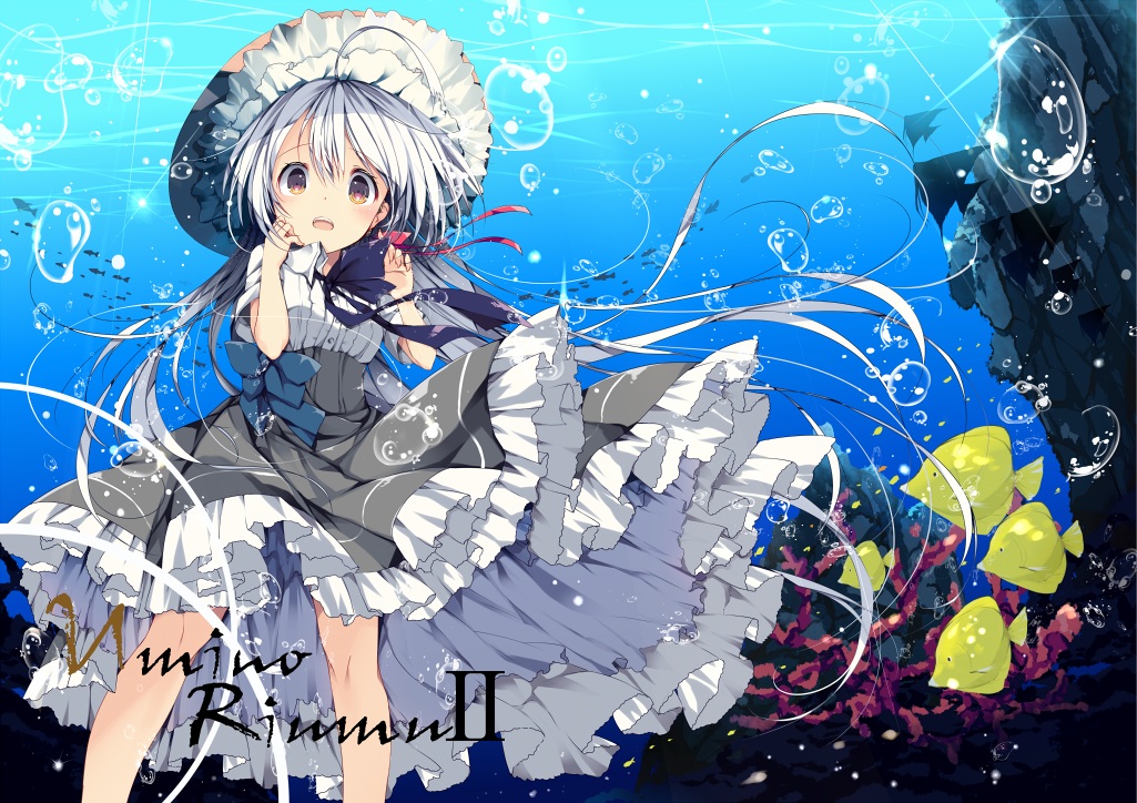 aliasing, animal, bow, brown_eyes, bubbles, fish, headdress, lolita_fashion