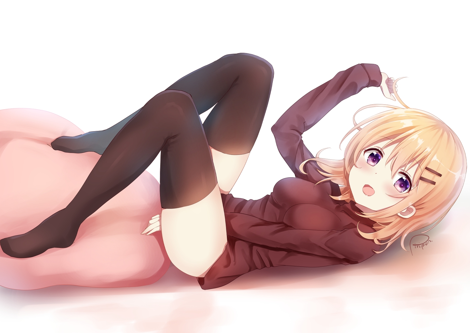 blonde_hair, gochuumon_wa_usagi_desu_ka?, hoto_cocoa, piripun, purple_eyes, short_hair, signed, thighhighs