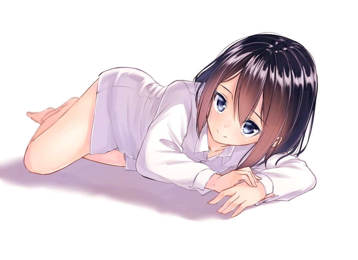 aliasing, barefoot, black_hair, blue_eyes, naked_shirt, original, short_hair, suzunari_shizuku, yuki_arare