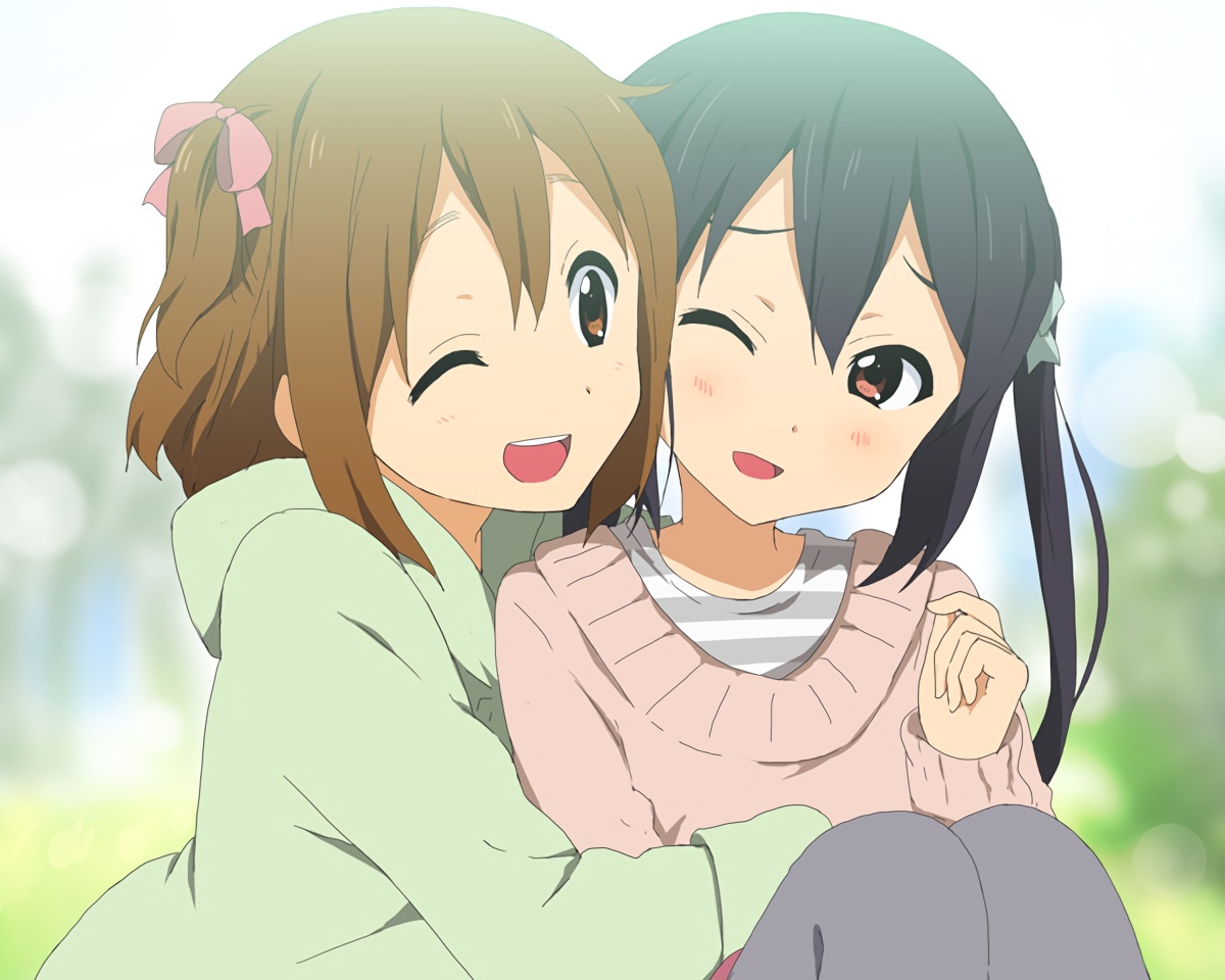 2girls, black_hair, brown_eyes, brown_hair, cropped, hirasawa_yui, hug, kisuke_(akutamu), k-on!, nakano_azusa, short_hair, twintails, waifu2x, wink
