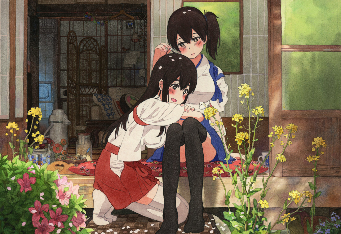 2girls, akagi_(kancolle), anthropomorphism, black_eyes, black_hair, blush, brown_eyes, flowers, japanese_clothes, kaga_(kancolle), kantai_collection, long_hair, petals, ponytail, shijukara_(great_tit), short_hair, shoujo_ai, thighhighs