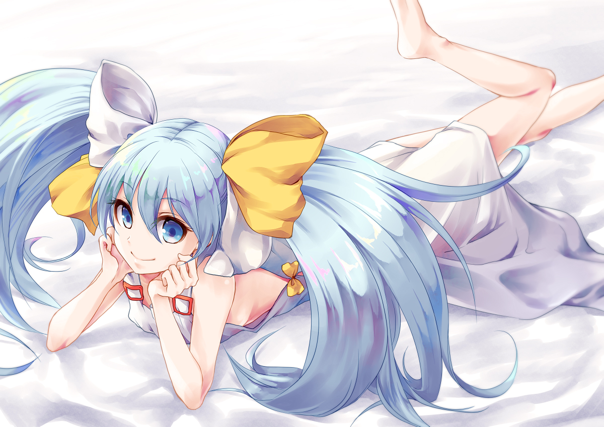 aliasing, aqua_eyes, aqua_hair, barefoot, bow, dress, long_hair, tama_(wixoss)