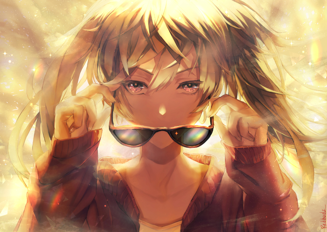 close, hatsune_miku, red_hod, suna_no_wakusei_(vocaloid), sunglasses, vocaloid