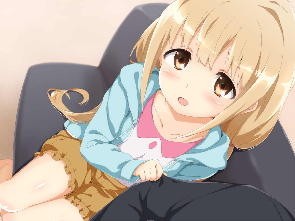 blonde_hair, blush, brown_eyes, couch, futaba_anzu, hood, idolmaster, idolmaster_cinderella_girls