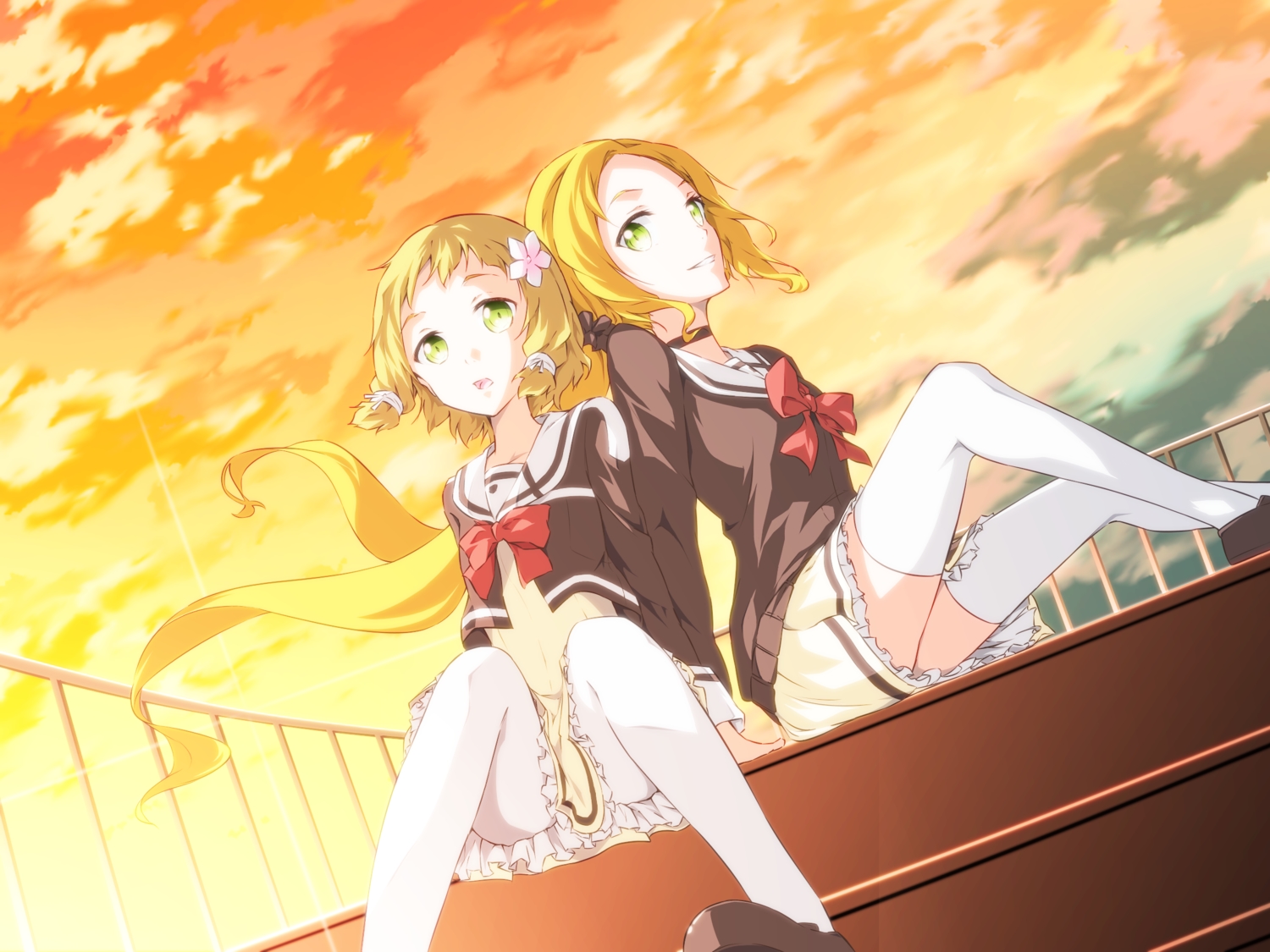 2girls, blonde_hair, bow, clouds, green_eyes, inubouzaki_fuu, inubouzaki_itsuki, long_hair