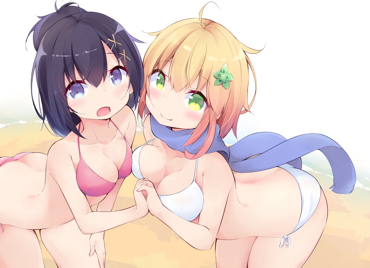 2girls, ass, bikini, black_hair, blonde_hair, blue_eyes, breasts, cleavage