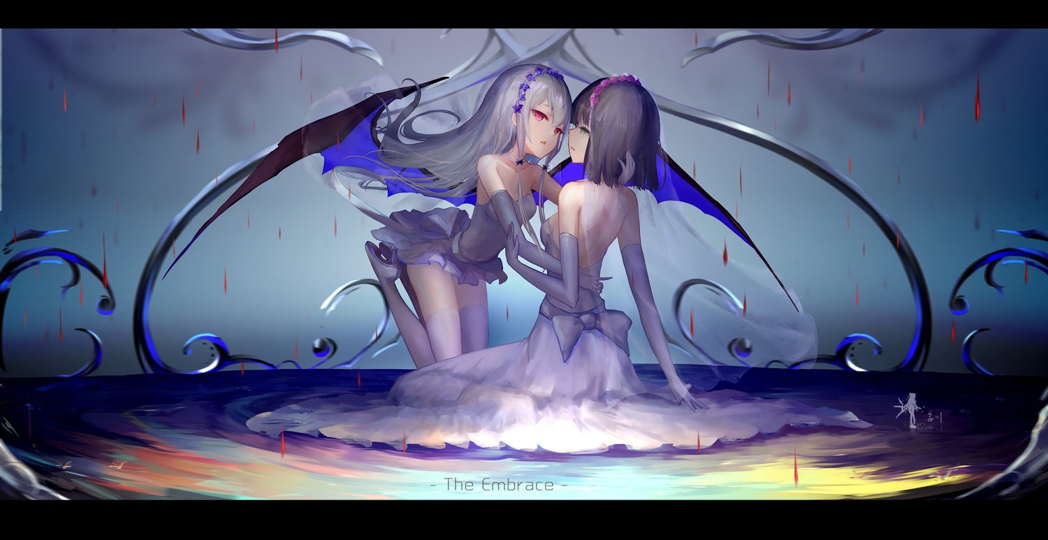 2girls, amano_akari, black_hair, dress, elbow_gloves, gloves, gray_hair, green_eyes, jpeg_artifacts, long_hair, red_eyes, sophie_twilight, thighhighs, tonari_no_kyuuketsuki-san, wangchuan_de_quanyan, wings