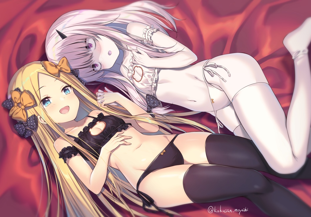 2girls, abigail_williams_(fate/grand_order), aqua_eyes, blonde_hair, bow, bra, fate/grand_order, fate_(series), flat_chest, horns, kokusan_moyashi, lavinia_whateley, loli, long_hair, navel, panties, purple_eyes, purple_hair, signed, thighhighs, underwear