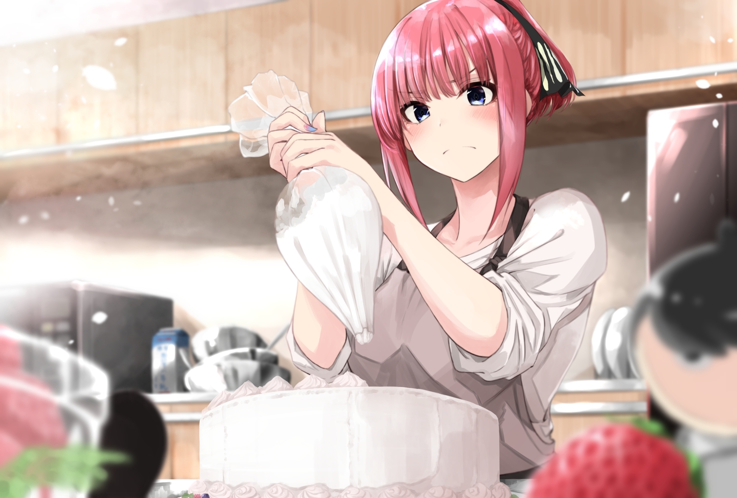 blue_eyes, blush, cake, food, fruit, fuu_(fuore), go-toubun_no_hanayome, nakano_nino