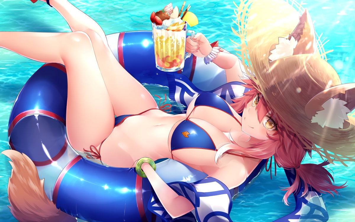 animal_ears, bikini, breasts, drink, fate/grand_order, fate_(series), foxgirl, hat, koruta_(nekoimo), navel, pink_hair, ponytail, swim_ring, swimsuit, tail, tamamo_no_mae_(fate), water, wristwear, yellow_eyes