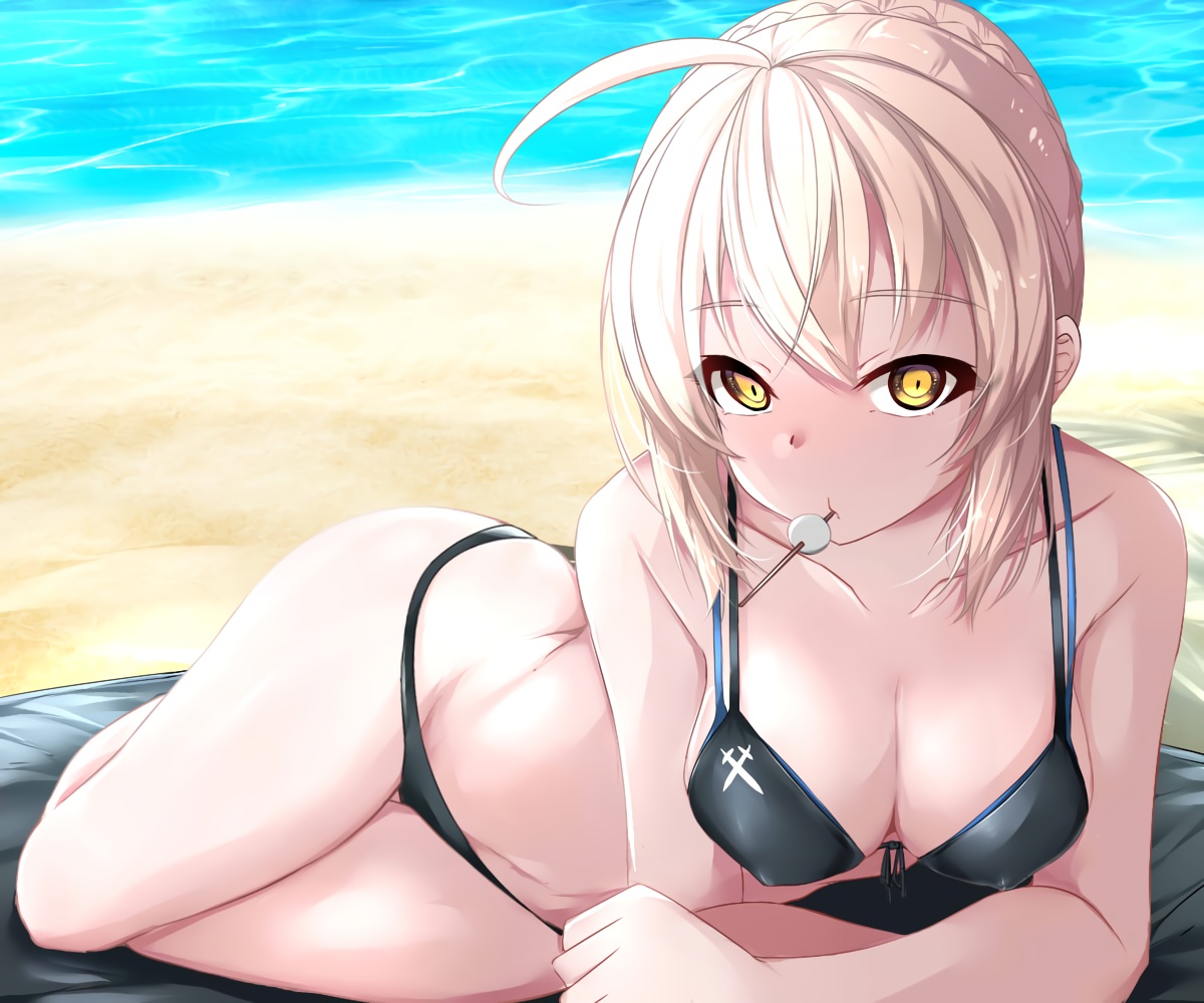 artoria_pendragon_(all), beach, bikini, blonde_hair, breasts, cleavage, erect_nipples, fate/grand_order, fate_(series), food, mysterious_heroine_x, mysterious_heroine_x_alter, short_hair, swimsuit, water, yellow_eyes, zuo_wei_er