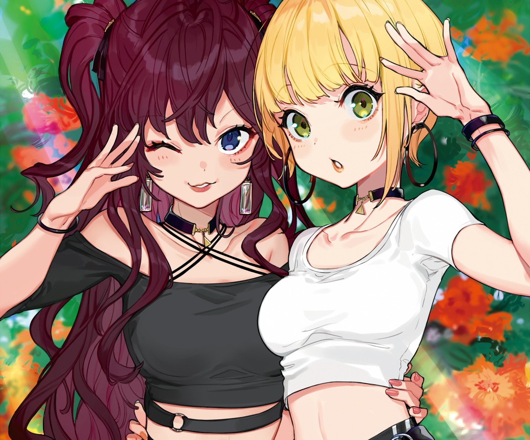 2girls, blonde_hair, blue_eyes, cat_smile, choker, close, cropped, flowers