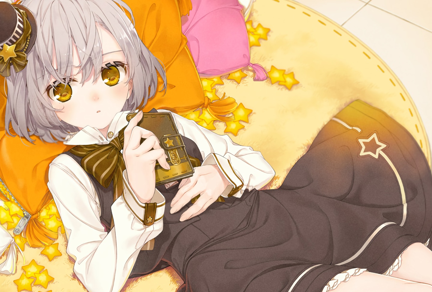 amamiya_chiharu, book, bow, gray_hair, hat, lolita_fashion, original, shirt