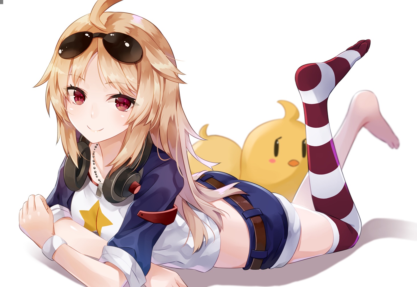 animal, anthropomorphism, azur_lane, bird, blonde_hair, columbia_(azur_lane), headphones, long_hair, manjuu_(azur_lane), mashita_(kuzsat), red_eyes, shorts, sunglasses, thighhighs, waifu2x, white