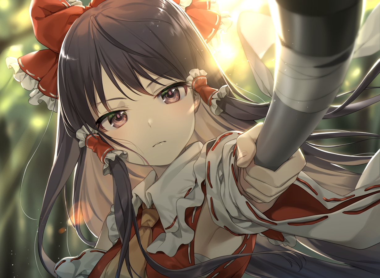 black_hair, brown_eyes, close, hajin, hakurei_reimu, japanese_clothes, long_hair, miko