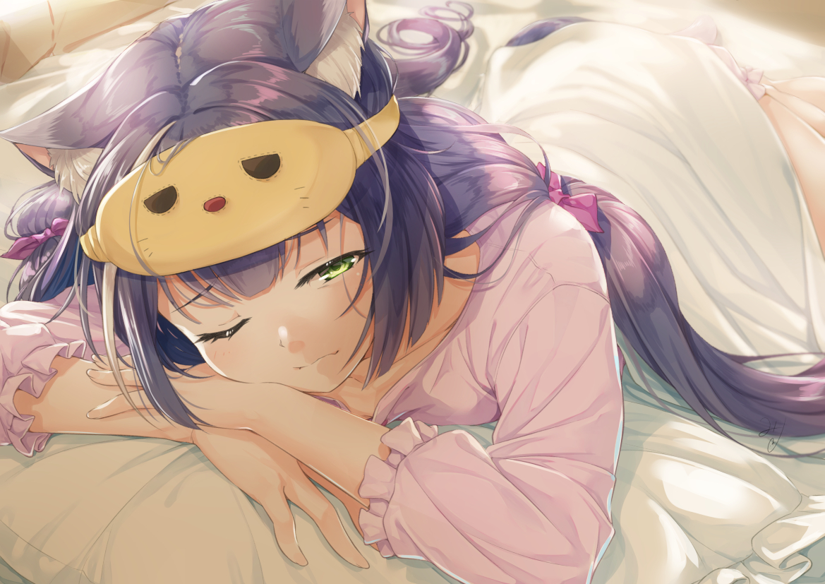 animal_ears, bed, catgirl, green_eyes, karyl, long_hair, mask, miri_(ago550421)